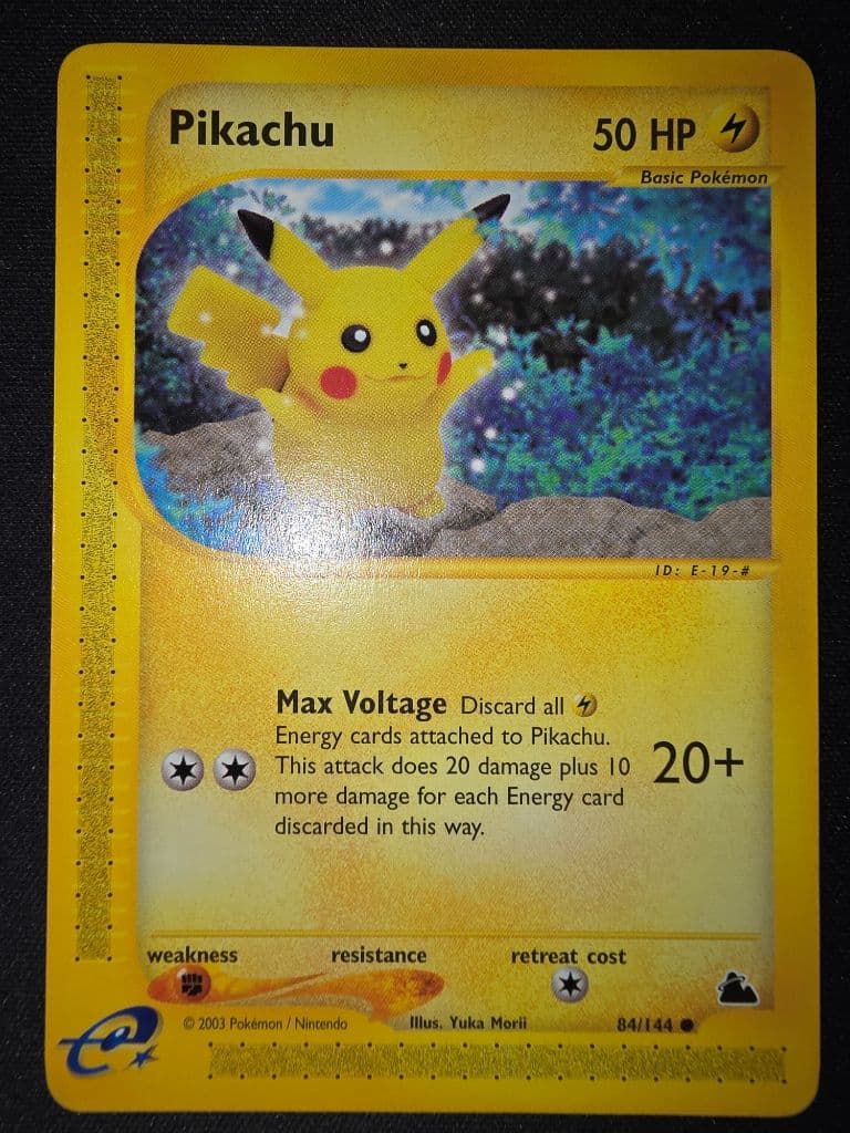 Pikachu 84/144 Skyridge trading card