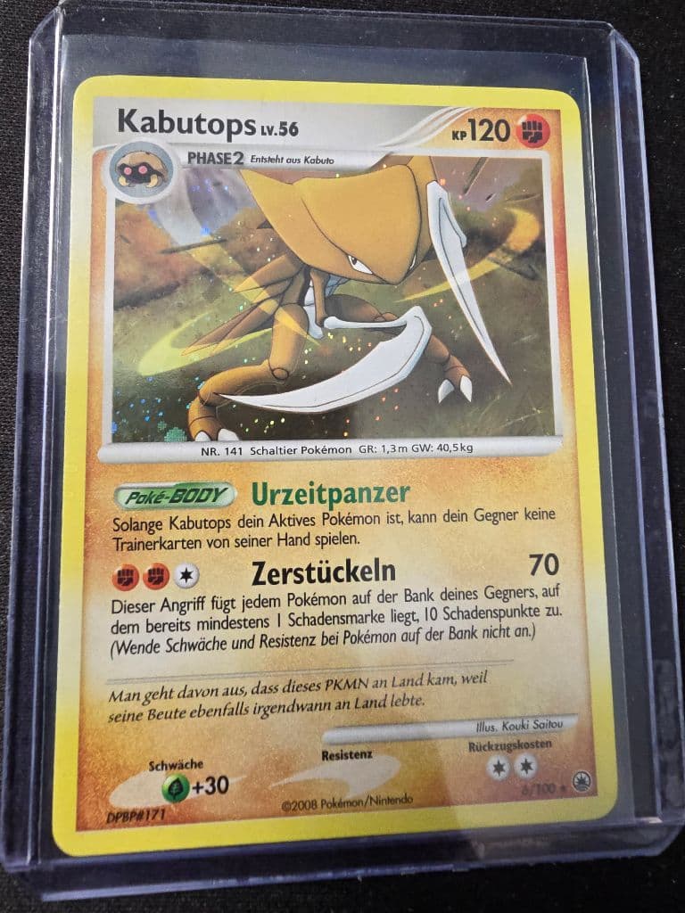 Kabutops 6/100 Majestätischer Morgen trading card