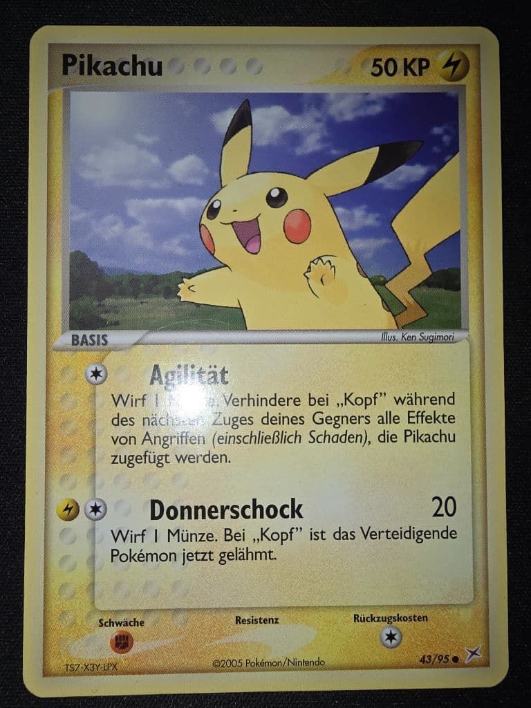 Pikachu 43/95 EX Team Magma vs Team Aqua trading card