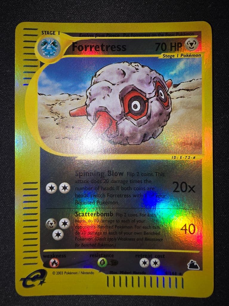 Forretress 9/144 Skyridge trading card