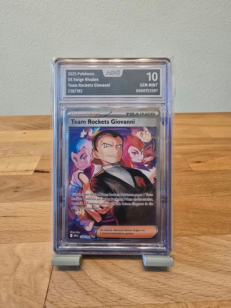Team Rockets Giovanni 238/182 Ewige Rivalen trading card