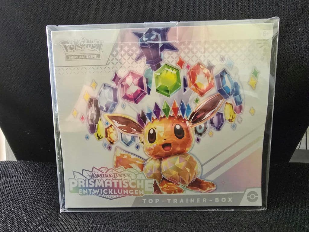 Keine Karte sichtbar (versiegelte Top-Trainer-Box)  Prismatische Entwicklungen trading card