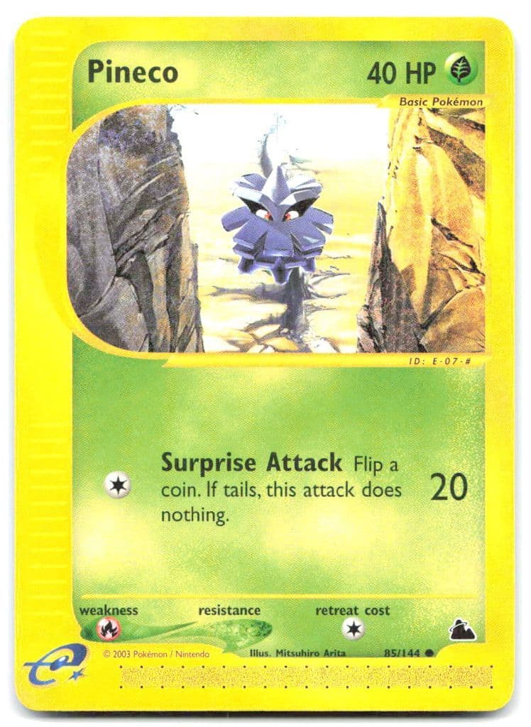 Pineco 85/144 Skyridge trading card